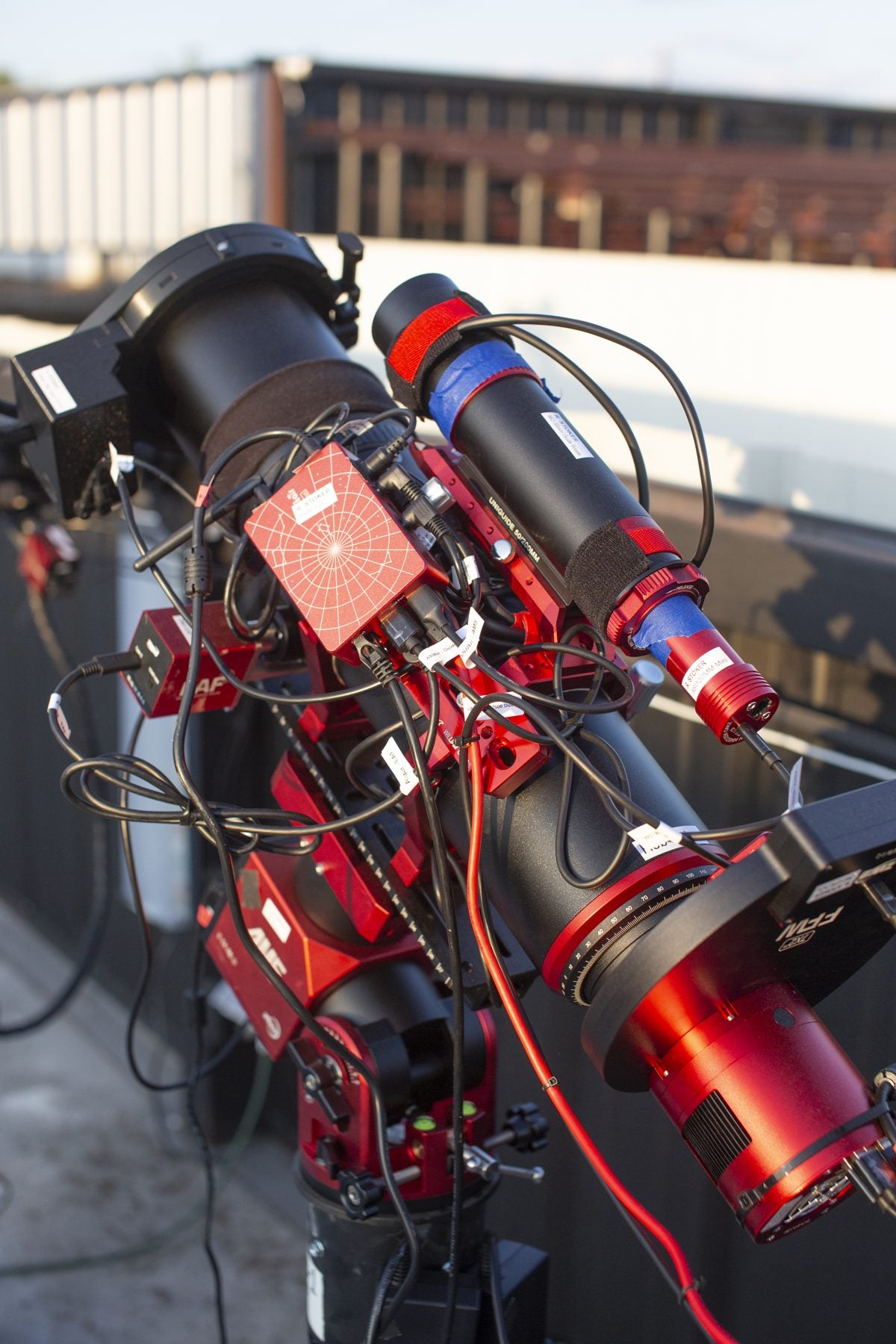 Member refractor rig at Starfront